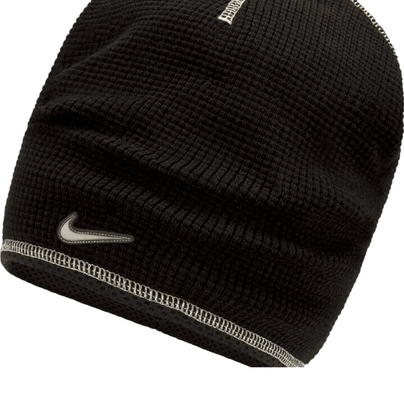 Nike Beanie Black - Picture 1 of 2